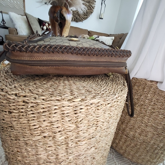 🔥SOLD🔥Louis Vuitton Authentic Gucci Boho Fringe Handbag Bag Louis Vuitton - Picture 5 of 14